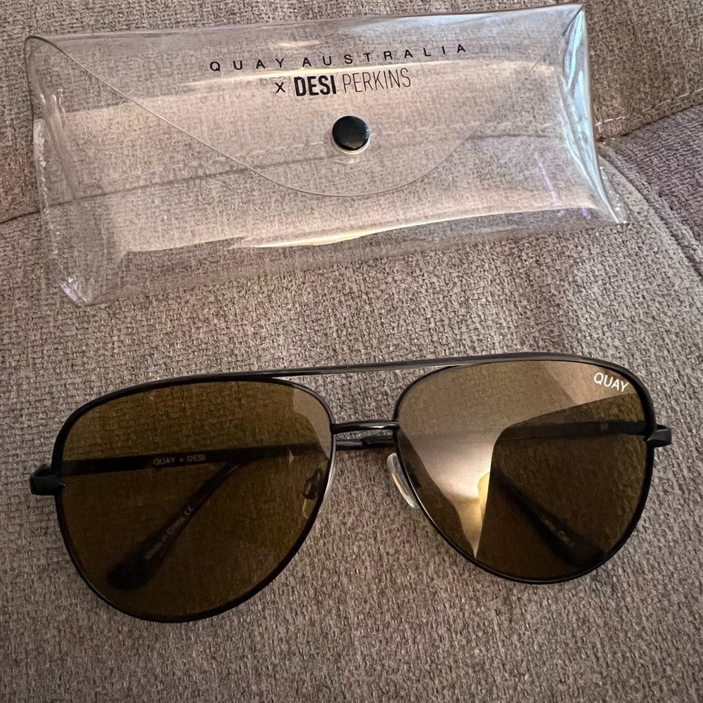 Quay Sahara Sunglasses